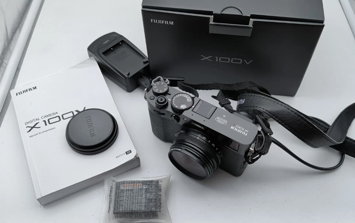 Fujifilm X100V – Excellent Condition - Image 1