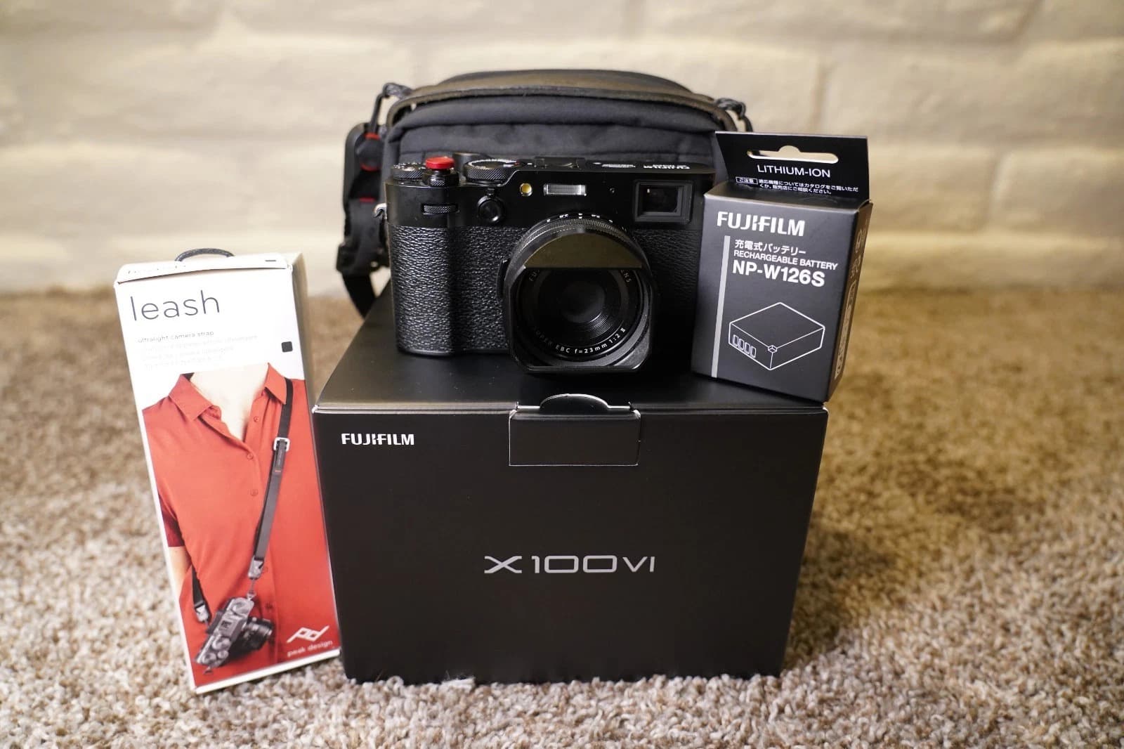 Fujifilm X100VI Black Digital Camera - Image 1