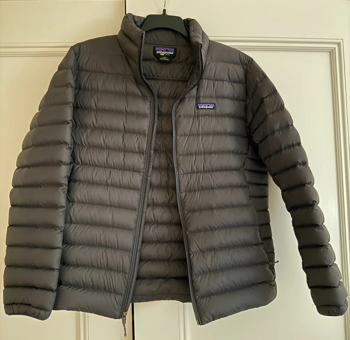 Patagonia Men’s Down Sweater Jacket Gray Size L Puffer Lightweight 84675 New! - Image 1